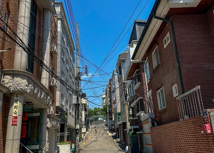 Illda Sinchon * Seúl